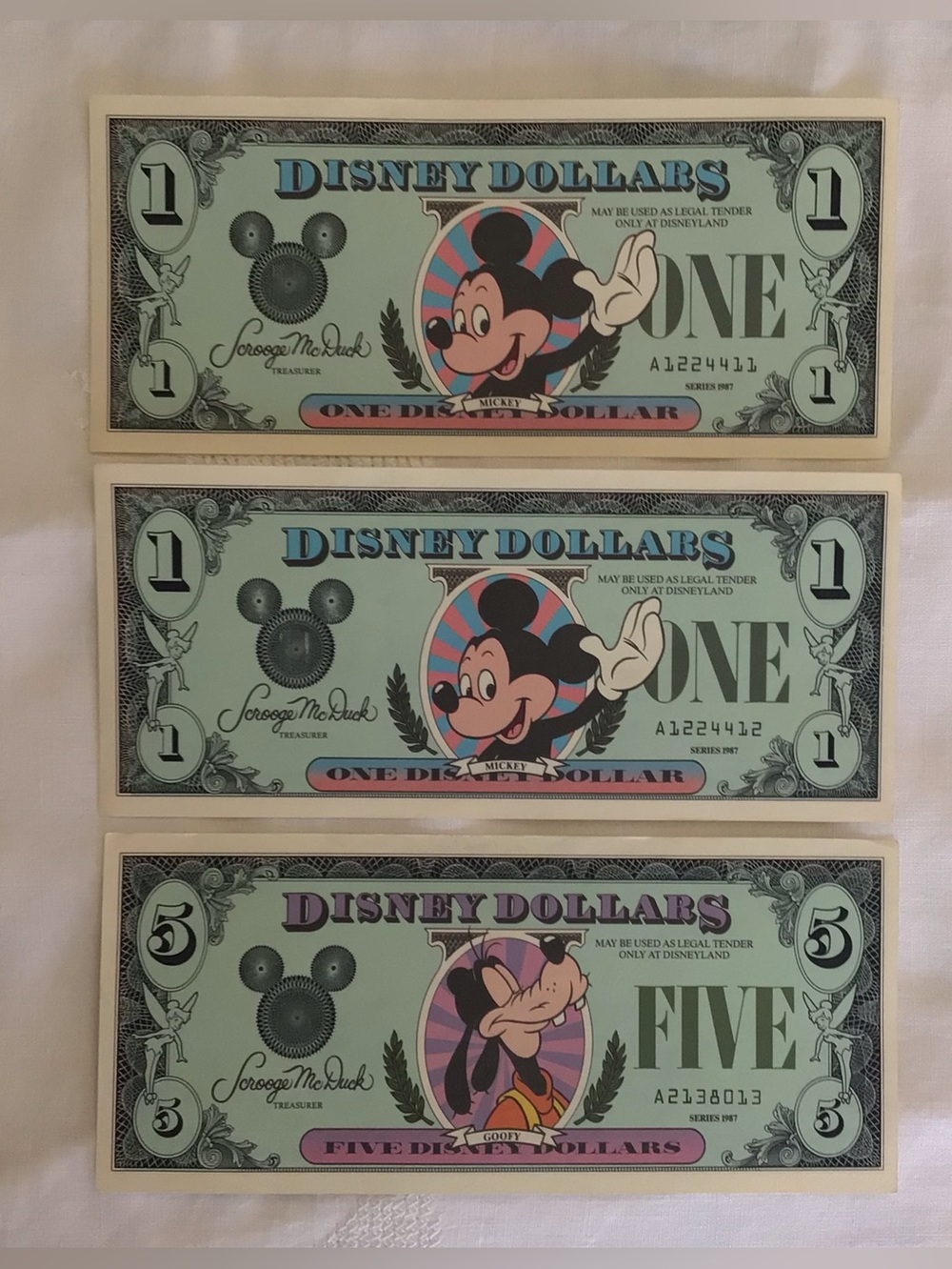 1987 Disney Dollars Lot 3 Bills Series A 2 Consecutive $1 Mickey 1 $5 Goofy Vtg